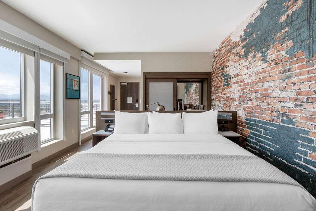 Hotel Cambria Downtown 4*