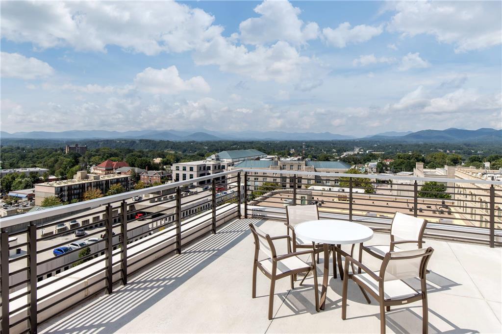 Cambria Downtown Hotel 4*
